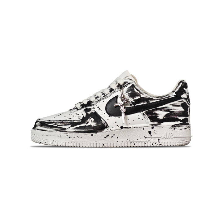 Nike Nike Air Force 1 Slip Resistant Abrasion Resistant Low top Skateboard Shoes Unisex Black White