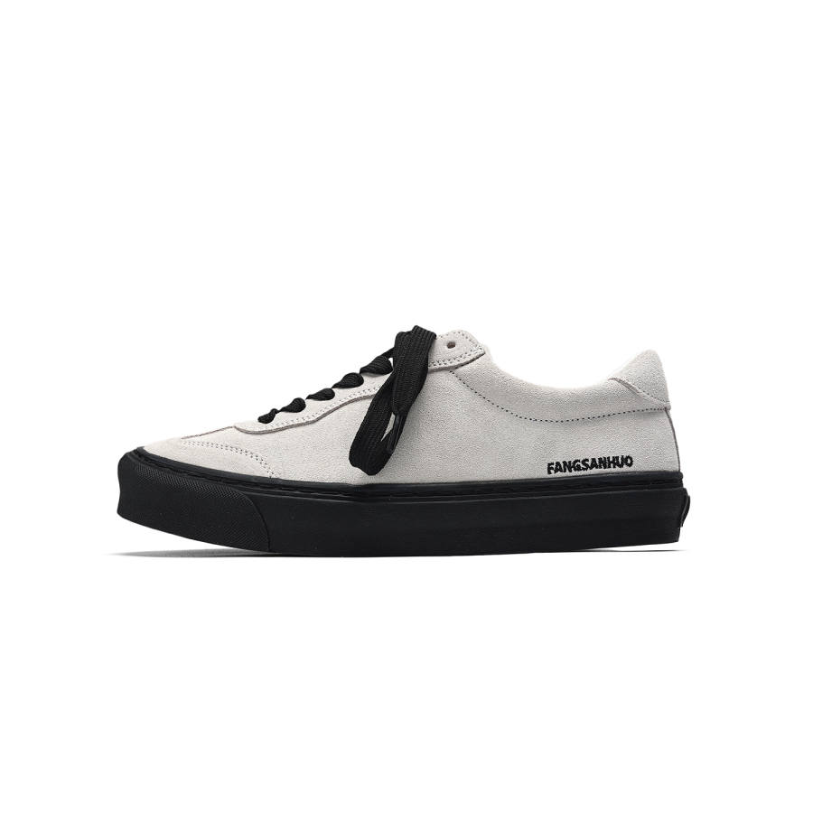 FANGSANHUO Coverage Slip Resistant Abrasion Resistant Balance Low top Skateboard Shoes Men's White