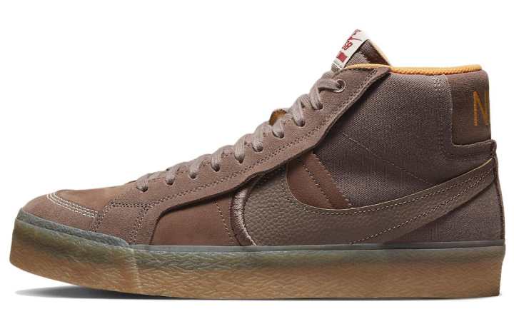 Nike Nike Sb Zoom Blazer Mid Prm Plus Plum Eclipse Gum