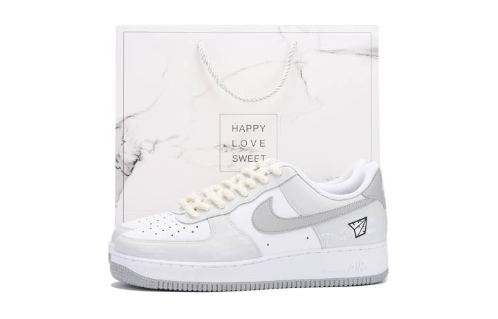 Nike Nike Air Force 1 Coverage Slip Resistant Low top Skateboard Shoes Men's White Gray