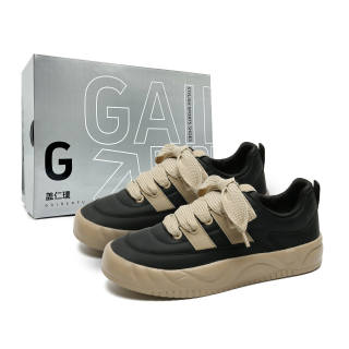 GAIRENPU Slip Resistant And Breathable Height Increasing Low top Skateboard Shoes Men's