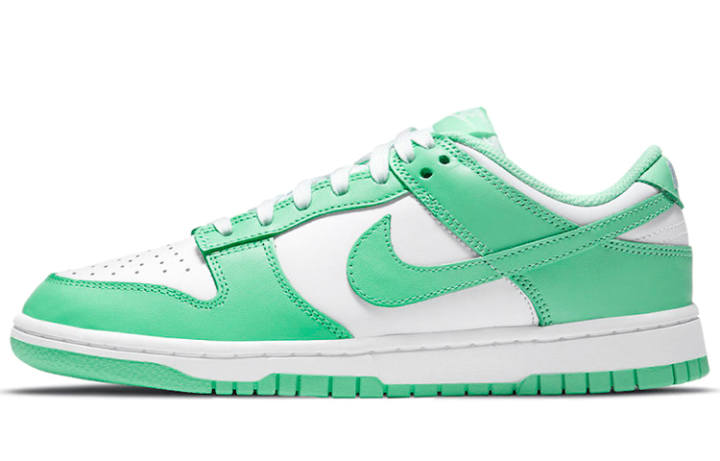Nike Nike Dunk Low 'Green Glow' Women's