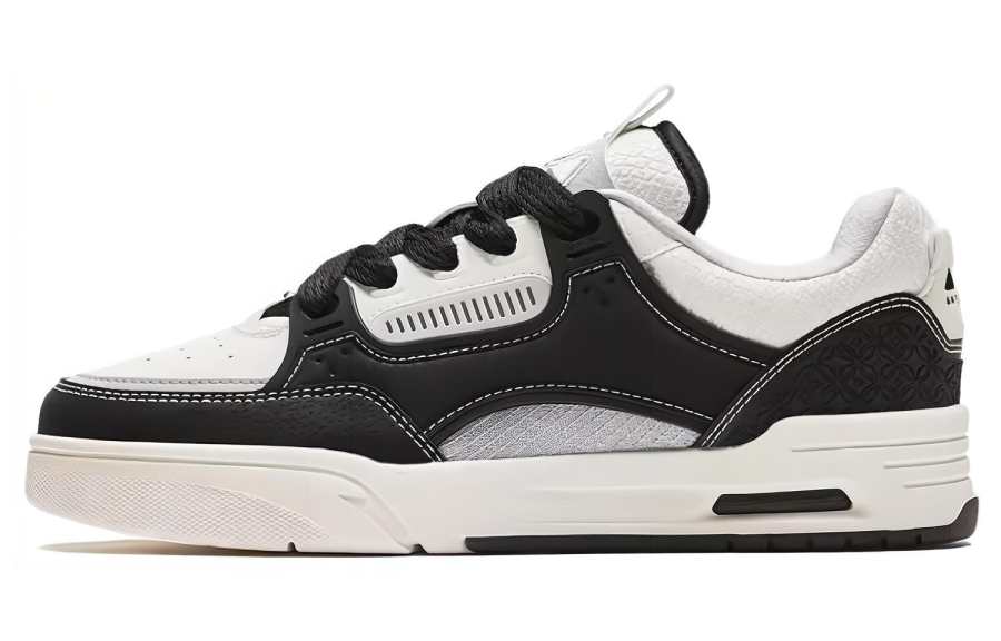 Anta Slip Resistant, Abrasion Resistant, Lightweight Low top Skateboard Shoes Women's Black White