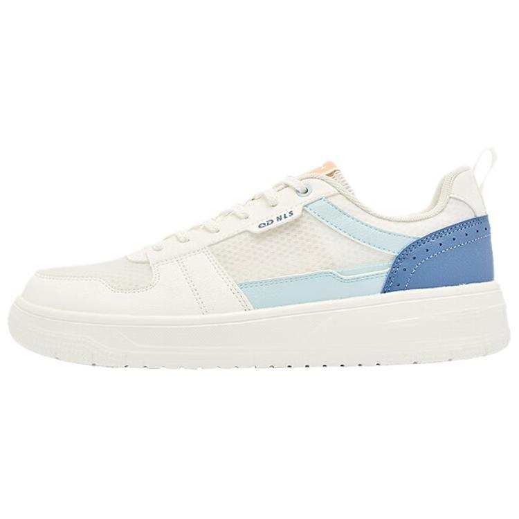 QIAODAN Height Increasing Lightweight Breathable Slip Resistant Low top Skateboard Shoes Men's White Blue