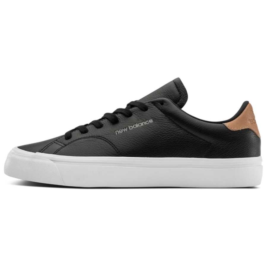New Balance New Balance Men's All Coasts 210 Sneaker Black/White