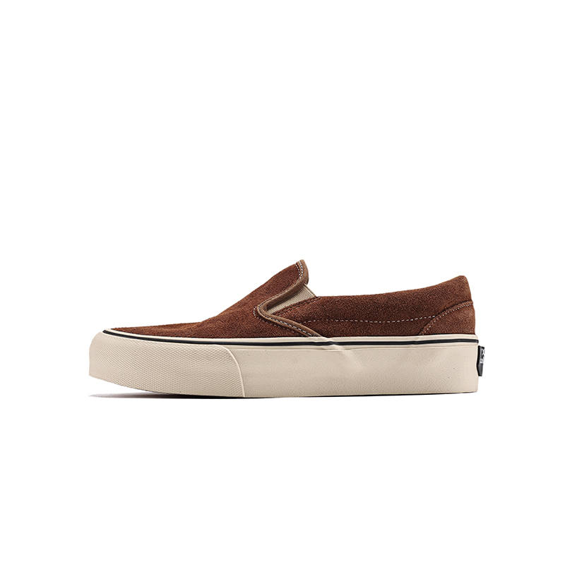 FANGSANHUO Slip Resistant And Breathable Low top Skateboard Shoes Unisex Brown
