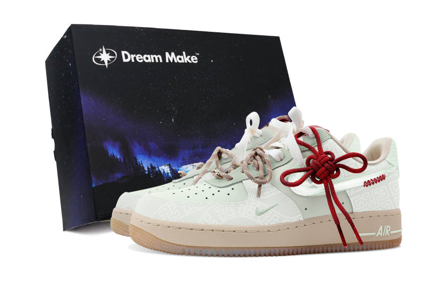 Nike Nike Air Force 1 Slip Resistant Abrasion Resistant Low top Skateboard Shoes Women's White Green