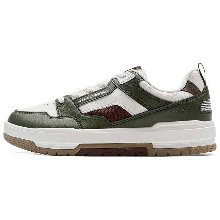XTEP Abrasion Resistant Slip Resistant Low top Skateboard Shoes Men's Green White
