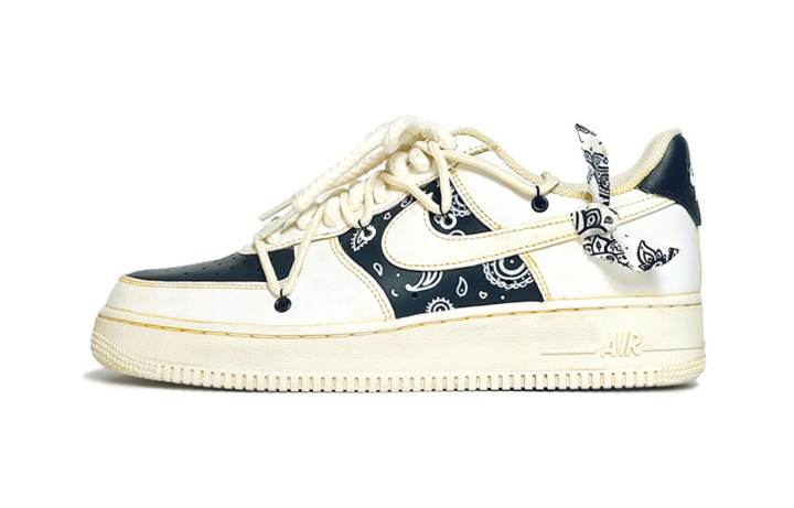 Nike Nike Air Force 1 Paisley Slip Resistant Abrasion Resistant Low top Skateboard Shoes Unisex White