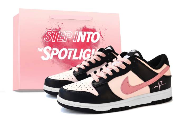 Nike Nike Dunk Low top Skateboard Shoes Women's Black Pink