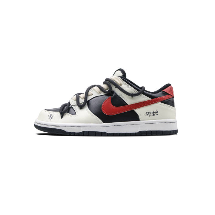 Nike Nike Dunk Coverage Abrasion Resistant Coverage Abrasion Resistant Low top Skateboard Shoes Unisex Black White