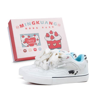 MINGKUANG Street Trend American Preppy Style Microfiber Leather Slip Resistant, Abrasion Resistant, Lightweight Low top