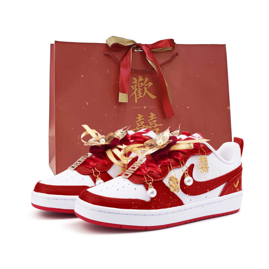 Nike Nike Court Borough Cushioning, Wear Resistant Low top Skateboard Shoes Women's Red