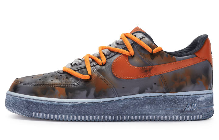 Nike Nike Air Force 1 07 Low top Skateboard Shoes Men's Brown Orange