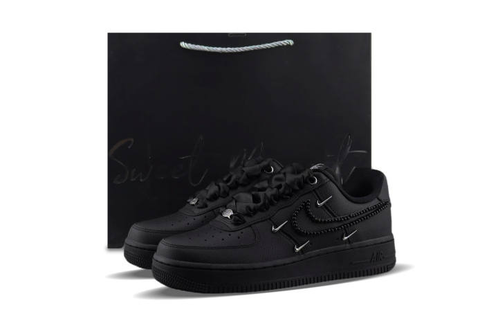Nike Nike Air Force 1 Abrasion Resistant Low top Skateboard Shoes Women's Black