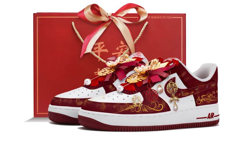 Nike Nike Air Force 1 Low top Skateboard Shoes Women's White Red
