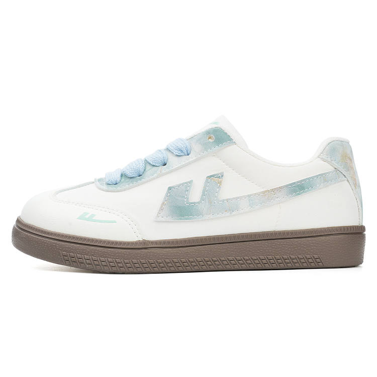 WARRIOR WARRIOR Abrasion Resistant Lightweight Coverage Abrasion Resistant Lightweight Coverage Low top Skateboard Shoes