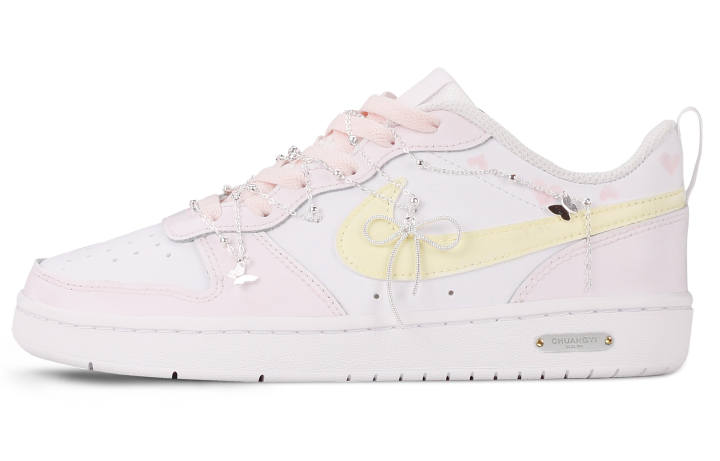 Nike Nike Court Borough Low top Skateboard Shoes GS Pink
