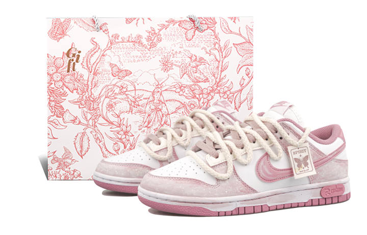 Nike Nike Dunk RISK Pink Butterfly Whisper Abrasion Resistant Abrasion Resistant Low top Skateboard Shoes Women's Pink White