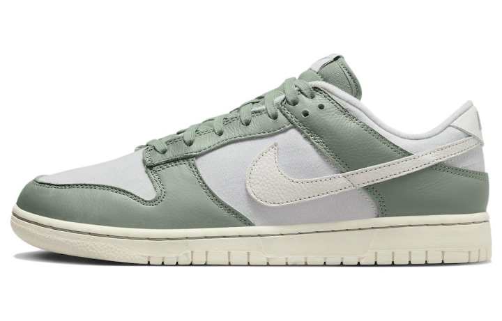 Nike Nike Dunk Low Retro PRM "Mica Green" Sneakers