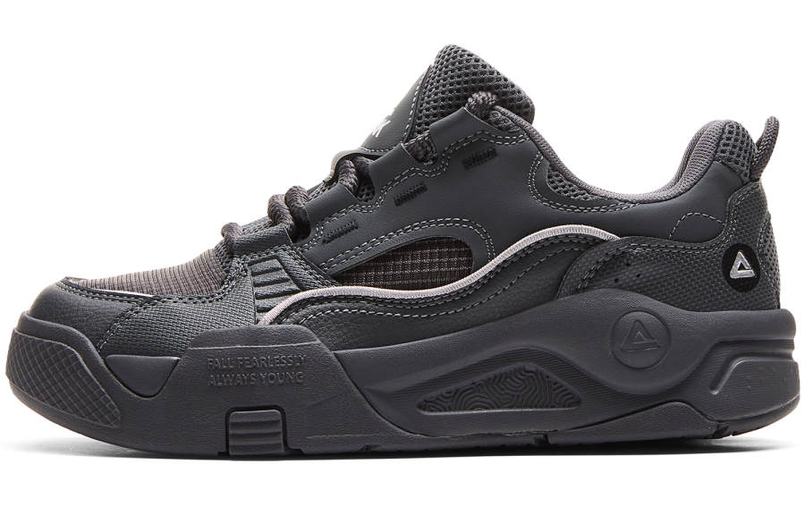 PEAK Taichi Wanderer Cushioning Abrasion Resistant Breathable Slip Resistant Low top Skateboard Shoes Women's Dark Gray