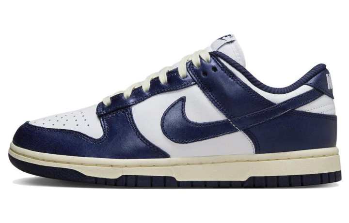 Nike Nike Dunk Low 'Midnight Navy White' Women's