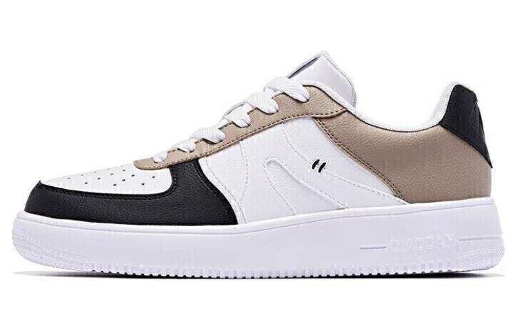 QIAODAN Leather Coverage Slip Resistant Abrasion Resistant Lightweight Breathable Height Increasing