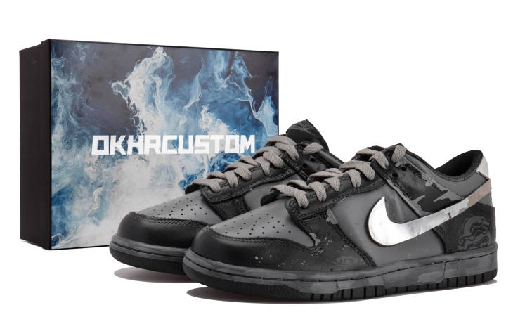 Nike Nike Dunk Low top Skateboard Shoes GS Black Gray
