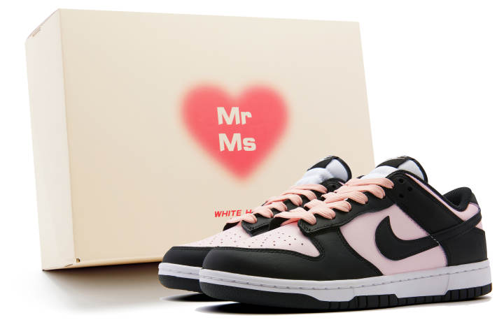 Nike Nike Dunk Retro Leather Slip Resistant Abrasion Resistant Low top Skateboard Shoes Unisex Black Pink