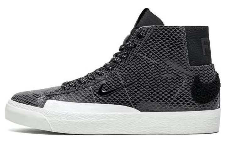 Nike Nike Sb Blazer Mid Qs Soulland Friends And Family