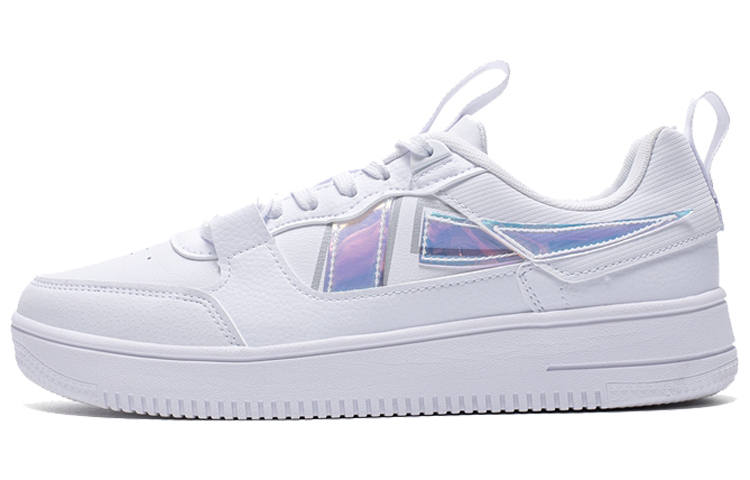 XTEP Abrasion Resistant, Balanced, Lightweight, And Breathable Low top Skateboard Shoes Women's White