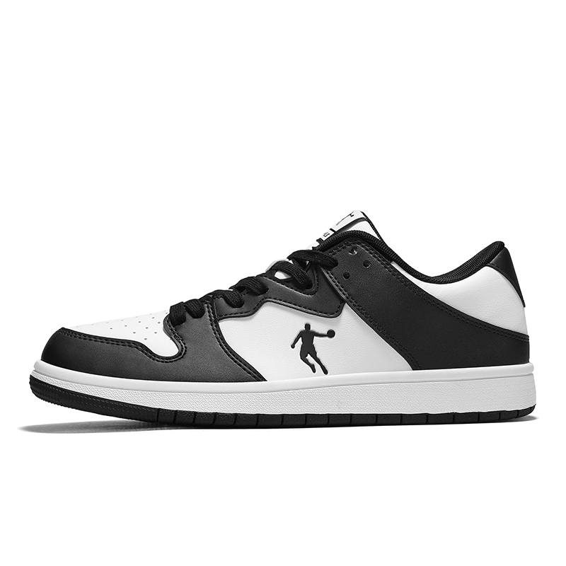 QIAODAN Low top Skateboard Shoes Men's Black White