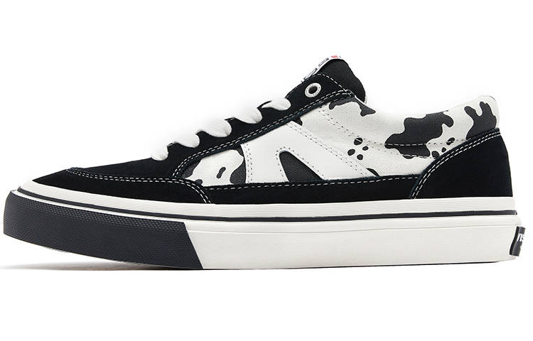 Vision Street Wear Stick Low top Skateboard Shoes Unisex Black White Cow Pattern