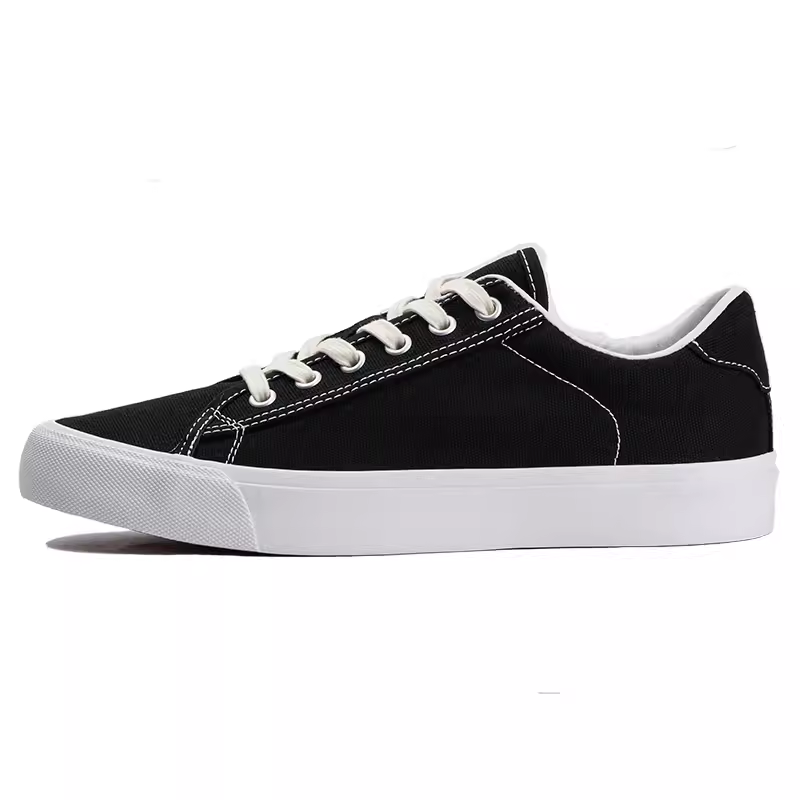 GOLUCK Slip Resistant Abrasion Resistant Slip Resistant Abrasion Resistant Low top Skateboard Shoes Unisex Black White