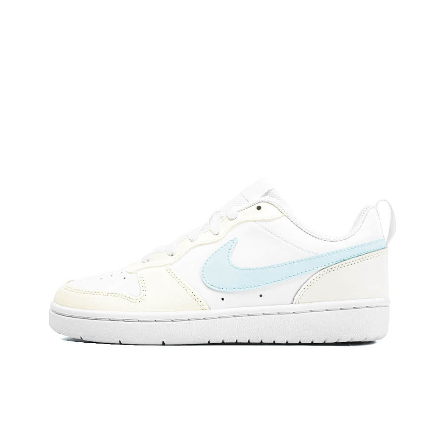 Nike Nike Court Borough Slip Resistant Abrasion Resistant Low top Skateboard Shoes Women's Blue Beige White