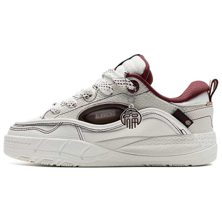 XTEP Slip Resistant Abrasion Resistant Slip Resistant Abrasion Resistant Low top Skateboard Shoes Women's White Red