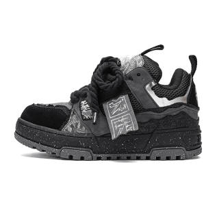 X·LUN [Black Iron Knight]Collection Cow Leather Slip Resistant Cushioning Height Increasing Low top Skateboard Shoes