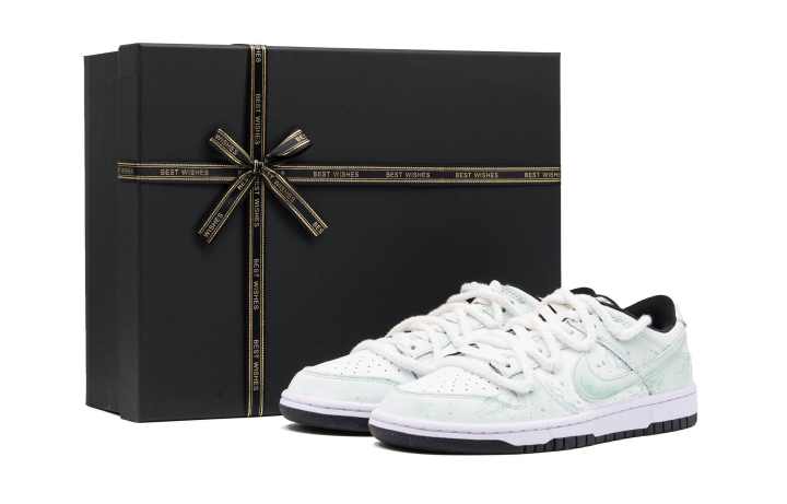 Nike Nike Dunk Abrasion Resistant Low top Skateboard Shoes Unisex Light Cyan Box Included