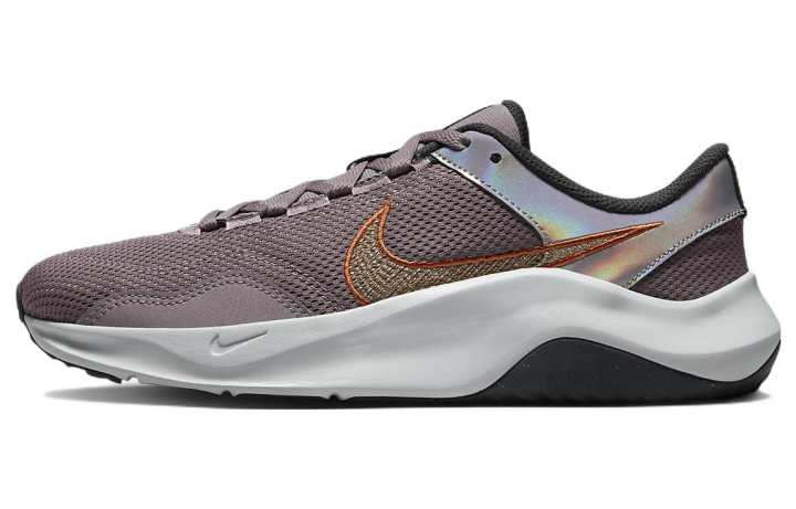 Nike Nike Legend Essential 3 Next Nature Premium 'Purple Smoke Metallic Copper' Women's