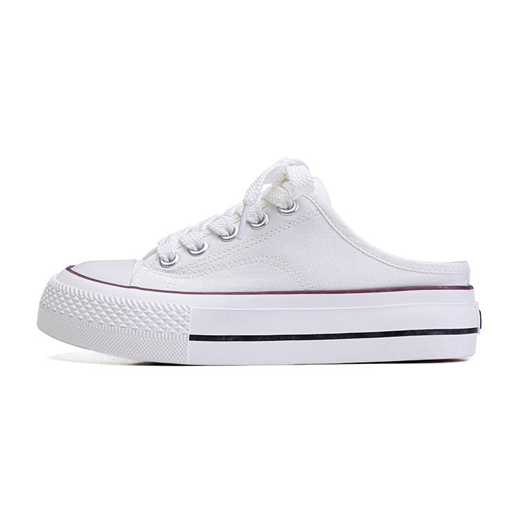 WARRIOR WARRIOR Coverage Height Increasing Abrasion Resistant Low top Canvas Shoes Women's White