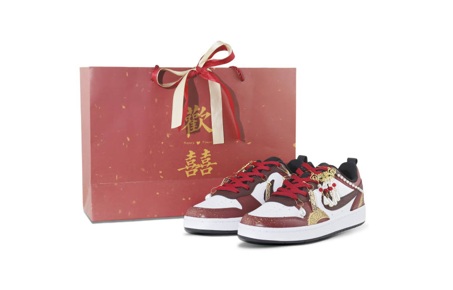 Nike Nike Court Borough Abrasion Resistant Low top Skateboard Shoes Women's Gold Red