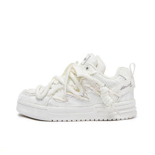 CHUMU Distressed Aesthetic Collection Low top Skateboard Shoes Unisex