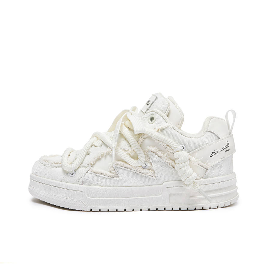 CHUMU Distressed Aesthetic Collection Low top Skateboard Shoes Unisex