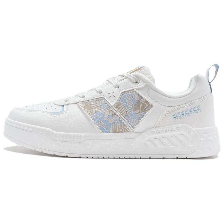 XTEP Wear resistant And Lightweight Low top Skateboard Shoes Women's White Blue