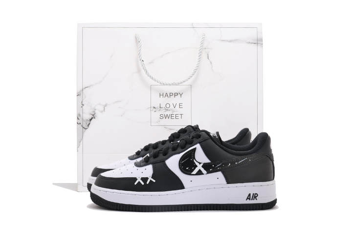 Nike Nike Air Force 1 Abrasion Resistant Abrasion Resistant Low top Skateboard Shoes Unisex Black White