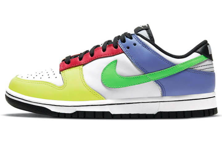 Nike Nike Dunk Low Green Strike Women's