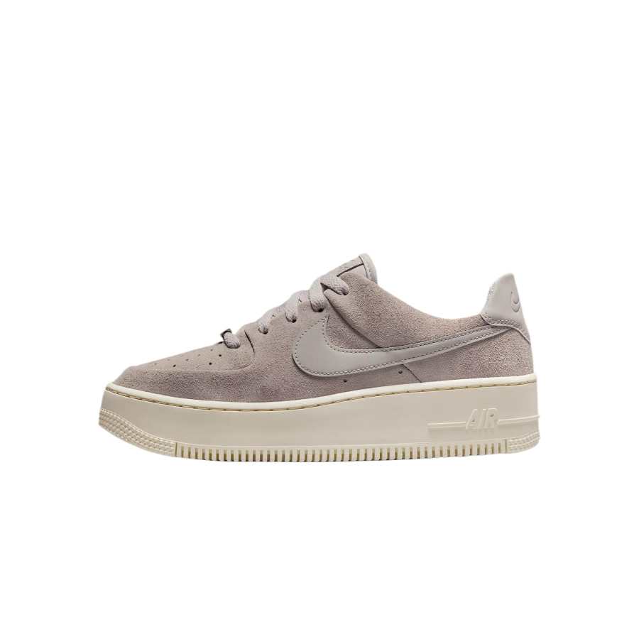 Nike Nike Air Force 1 Low top Skateboard Shoes Women's Brown