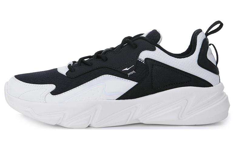 Erke Abrasion Resistant Cushioning Abrasion Resistant Cushioning Low top Training Shoes Men's Black White