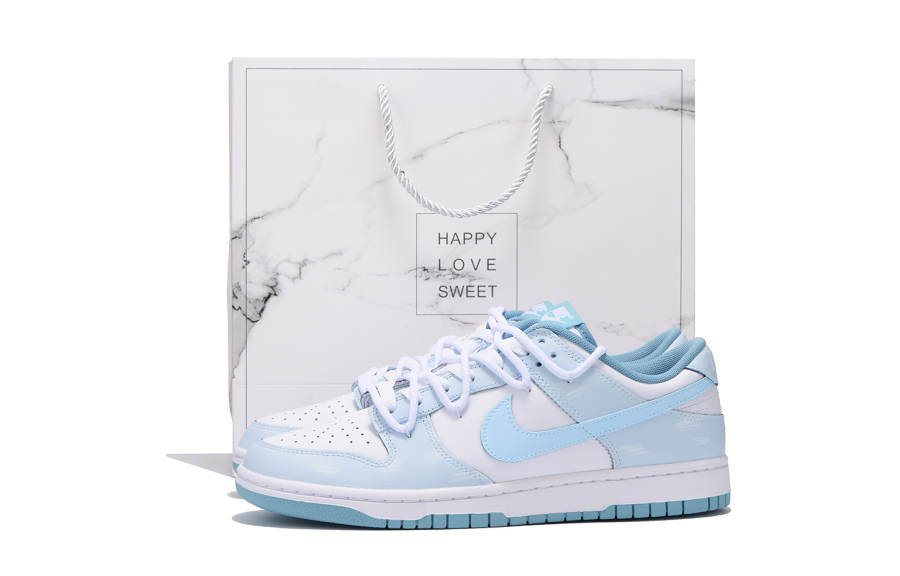 Nike Nike Dunk Slip Resistant Abrasion Resistant Low top Skateboard Shoes Unisex White Blue