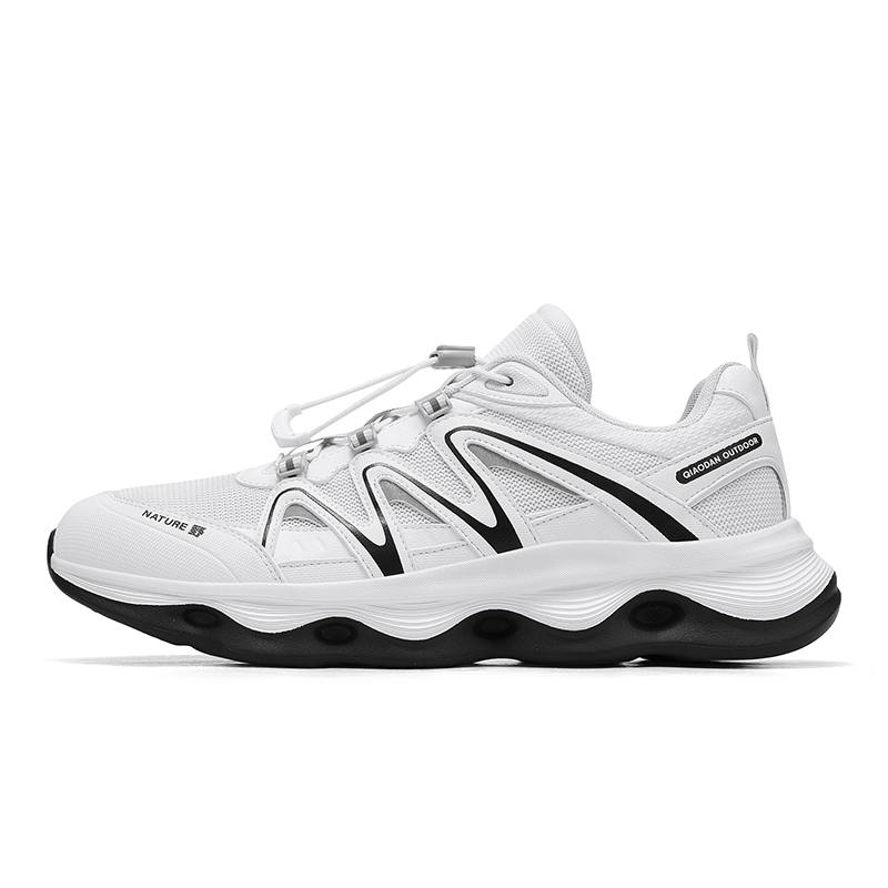 QIAODAN Visit Cushioning And Breathable Low Top Outdoor Trail Running Mountaineering Shoes Men's Lightning Gray